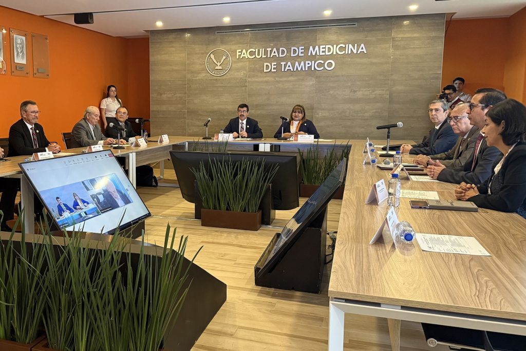 U 1 Rector de la UAT presenta al Patronato Universitario el proyecto de presupuesto 2025 (1)