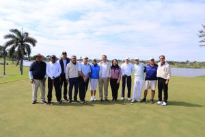 23 feb P 1 Premia gobernador Américo Villarreal a ganadores de Torneo de Golf DIF Tampico 2025