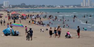 12 abr Z 2 Playa Miramar se reafirma como el máximo paseo turístico