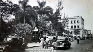 plaza calle carranza