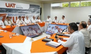 Destaca-rector-logros-que-consolidan-crecimiento-y-transparencia-de-la-UAT-1-750x449