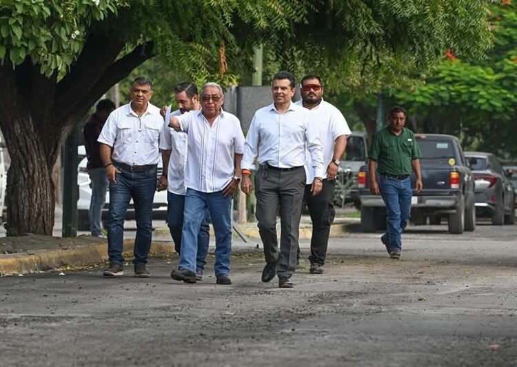 Atiende-plan-emergente-de-bacheo-calles-del-centro-de-Victoria-1-750x532