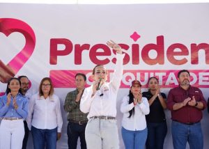 Presidencia-Cerquita-de-Ti-lleva-beneficios-del-Gobierno-de-NLD-a-familias-de-Col.-Naciones-Unidas-1-750x534