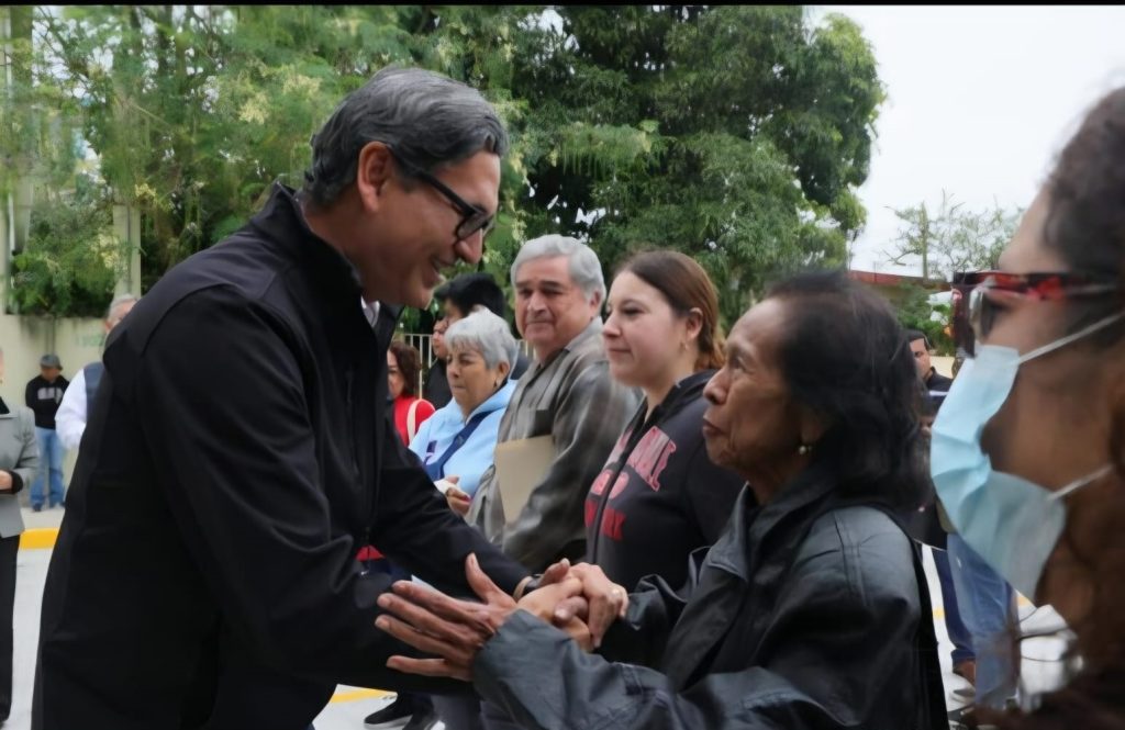 19 dic Z 1 En Ciudad Madero se dignifican plazas para recreación y espacios deportivos