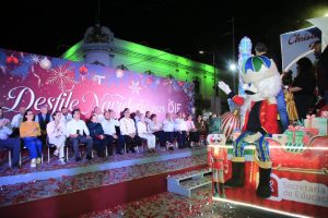 7 dic P 1 Encabezan Américo y María desfile navideño y el tradicional encendido del pino
