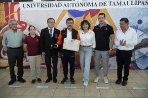 24 ene D 1 Recibe rector de la UAT reconocimiento de la Federación Mexicana de Judo (1)