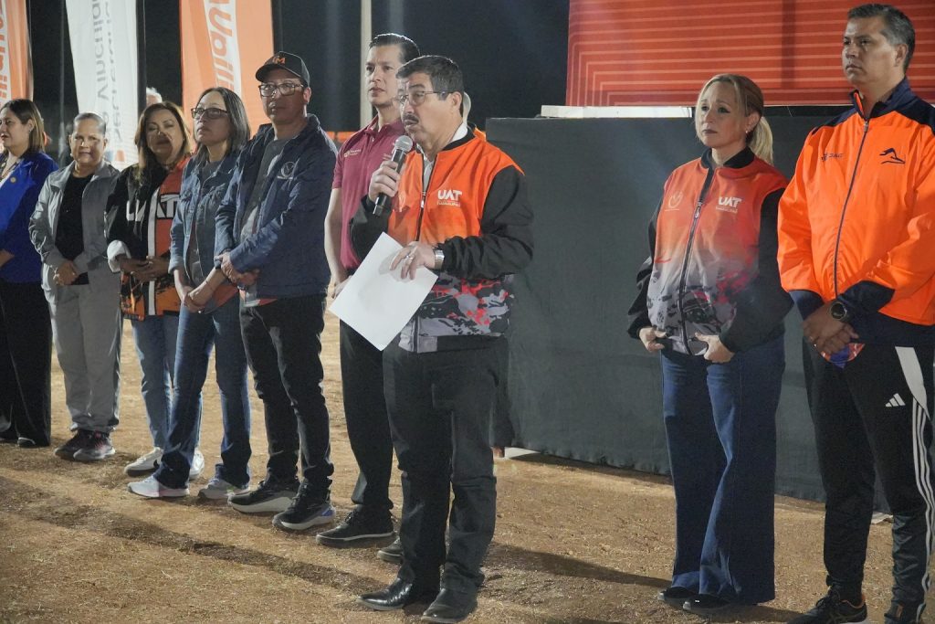 25 feb D 1 Inaugura rector Dámaso Anaya el Parque Universitario de Softbol de la UAT