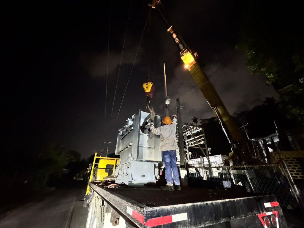19 abr Z 1 COMAPA SUR refuerza sistema de agua potable con mantenimiento eléctrico en planta Altavista