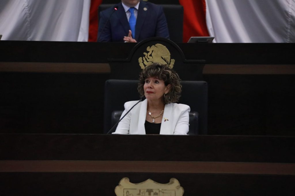 21 abr E 3 Comparece la Secretaría de Bienestar Social del Gobierno del Estado ante el Congreso local