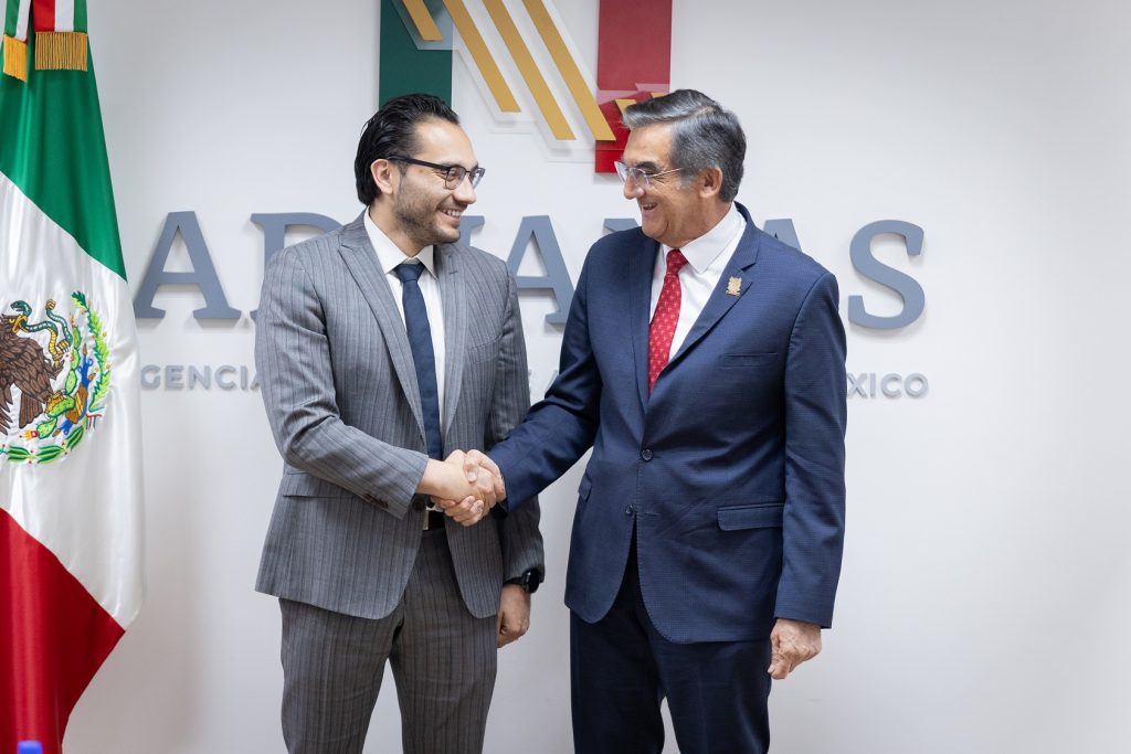 28 abr P 1 Se reúne Américo con nuevo titular de Aduanas_ impulsa proyectos estratégicos en Tamaulipas