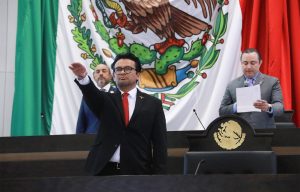 12 may E 1 Con Energía hay crecimiento bienestar y justicia Secretario en la Glosa