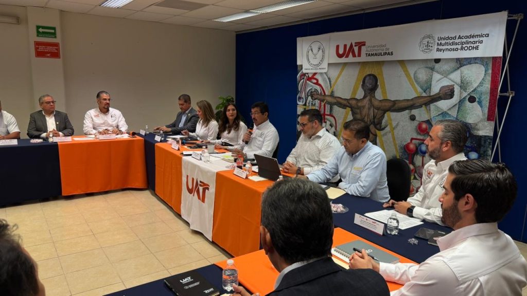 19 may U 1 Fortalece la UAT vínculos con clústeres Automotriz y Eléctrico-Electrónico de Tamaulipas (1)