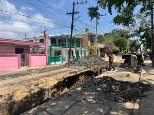 5 may Z 1 Refuerzan infraestructura de drenaje sanitario en la colonia Guadalupe Victoria
